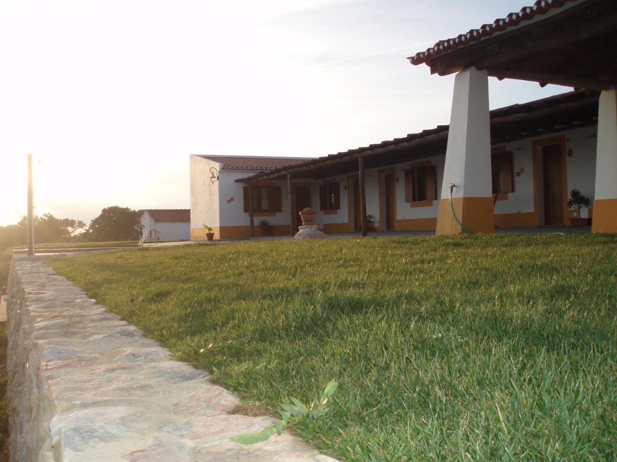 Turismo Rural Pedremoura Guest House Vila Ruiva  ภายนอก รูปภาพ
